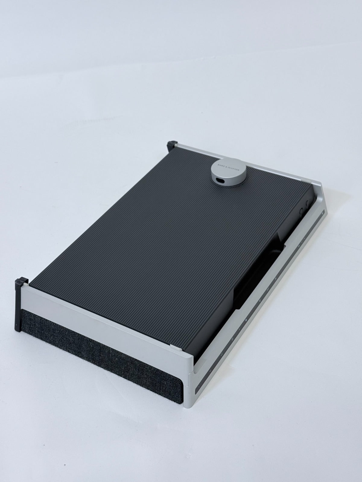 Bang & Olufsen Beosound Level ∙ Speakers ∙ SkynnexAV