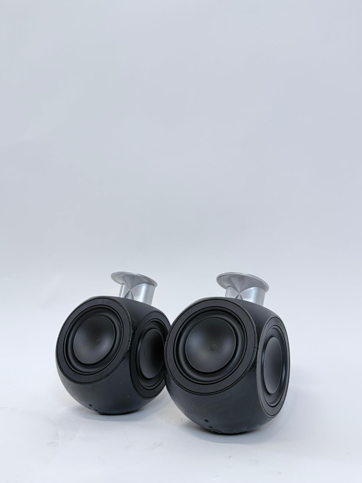 Bang&Olufsen バング＆オルフセン　BeoLab3 Bang & Olufsen BeoLab 3 Active (Powered) Speakers - With Stands