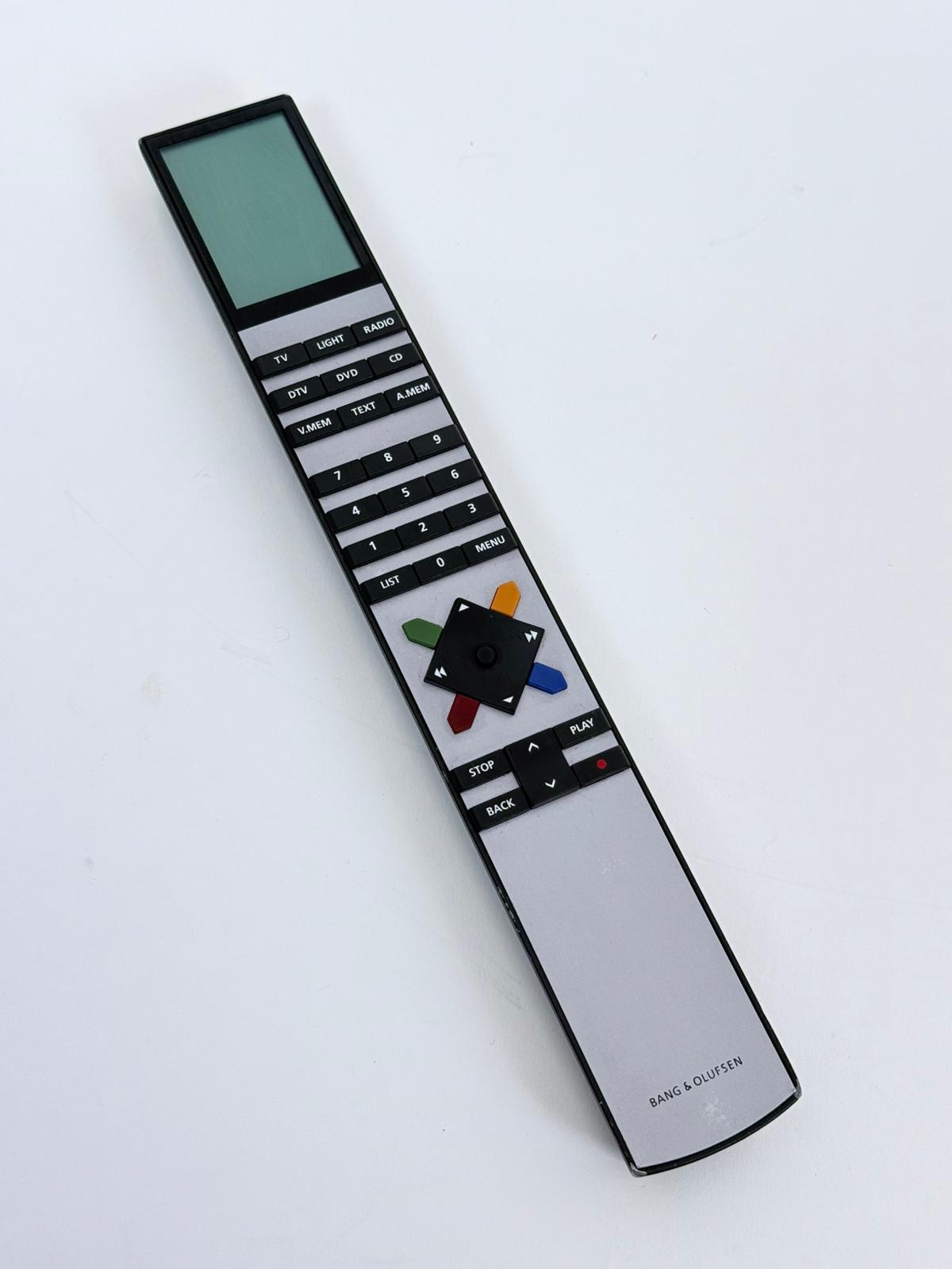 Bang & Olufsen Beo4 ∙ Accessories ∙ SkynnexAV
