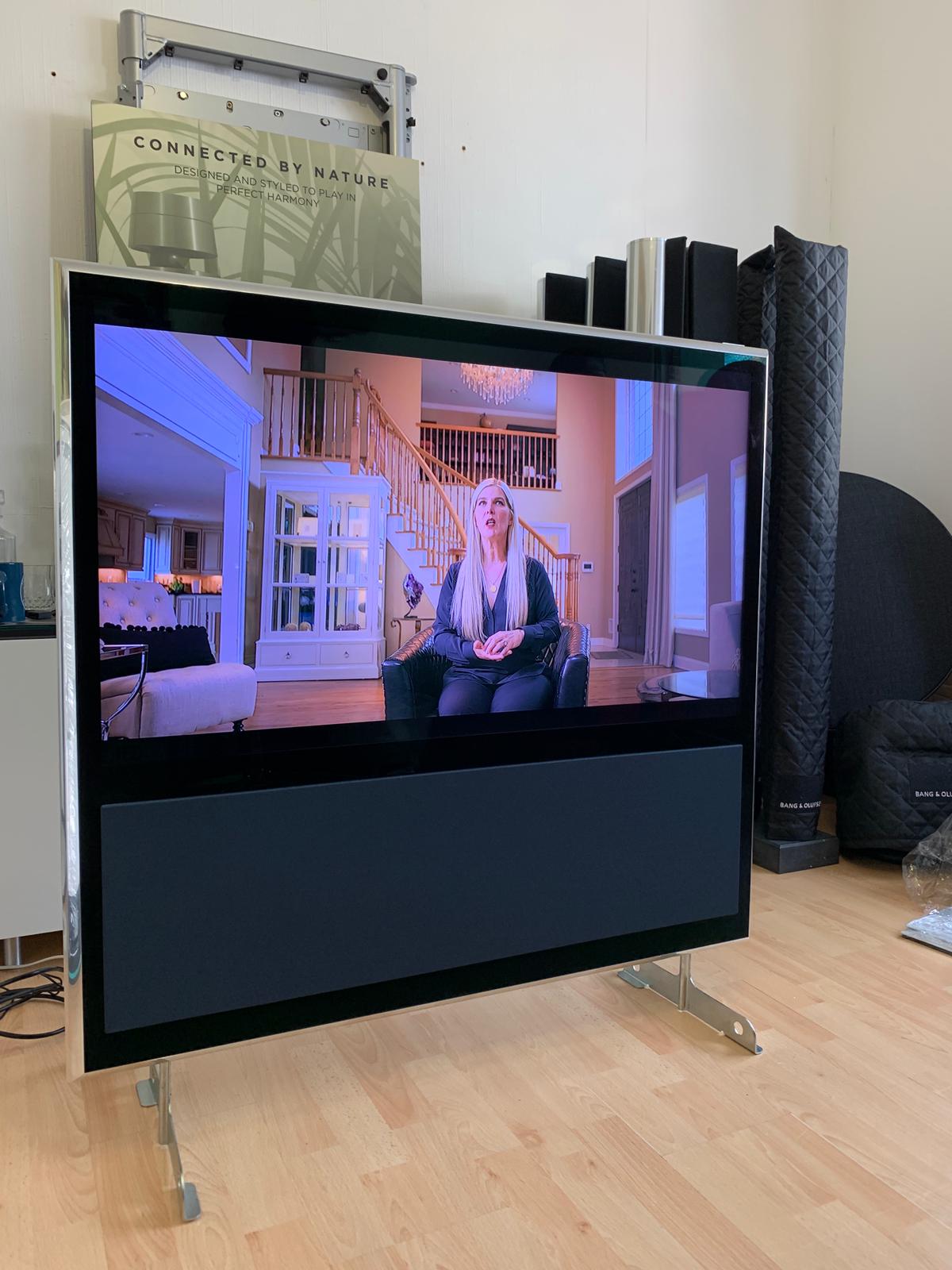 BANG&OLUFSEN Beovision11-46 電動スタンド BANG&OLUFSEN Beovision11-46 電動スタンド BANG&OLUFSEN