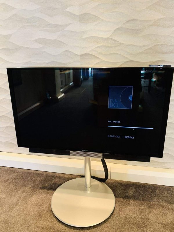 Bang & Olufsen BeoVision Avant  - 55" New Video Engine