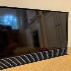 Bang & Olufsen BeoVision Horizon - 4O'' with Wall bracket