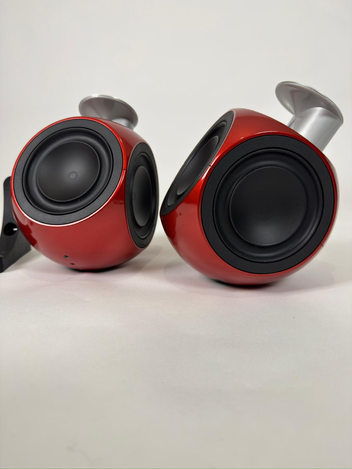 Bang & Olufsen Beolab 3 Red with Wall Bracket - Image 5