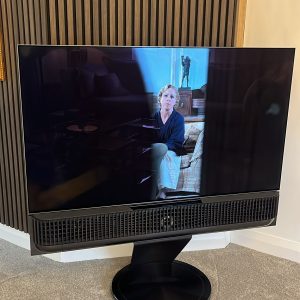 Bang & Olufsen Beovision Theatre 55'' With Motorised Floorstand