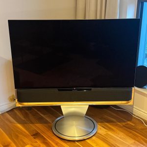 Bang & Olufsen Beovision Theatre 55'' With Motorised Floorstand